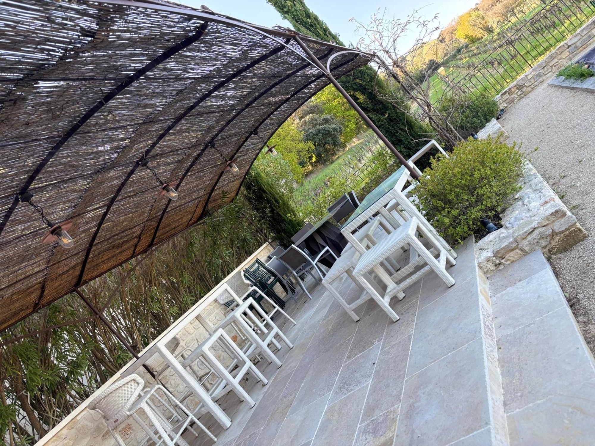 La Maison Dans Les Vignes * Orange (Vaucluse)